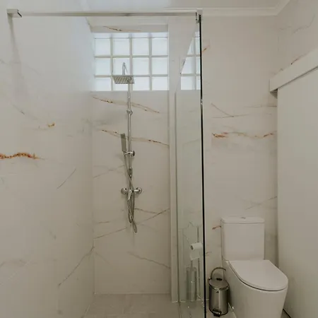 96 - Lobo Do Mar شقة